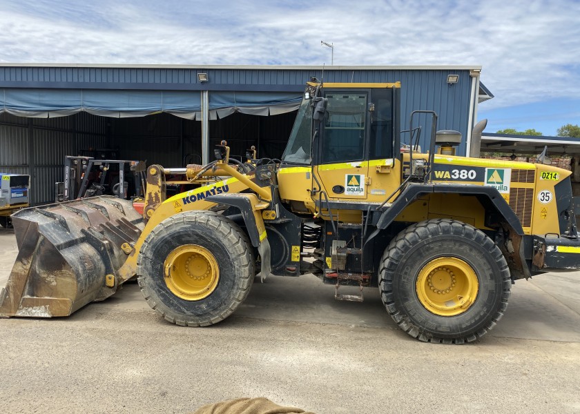 Komatsu 380-6 5
