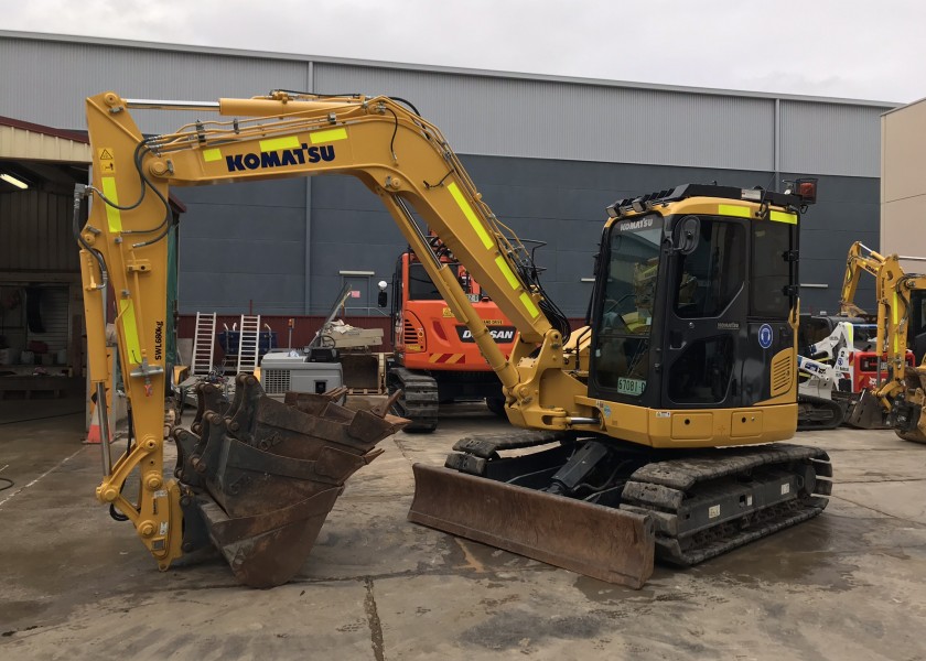 KOMATSU 8T FULL SPEC 1