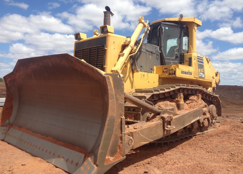 Komatsu D375-5 Dozer 1