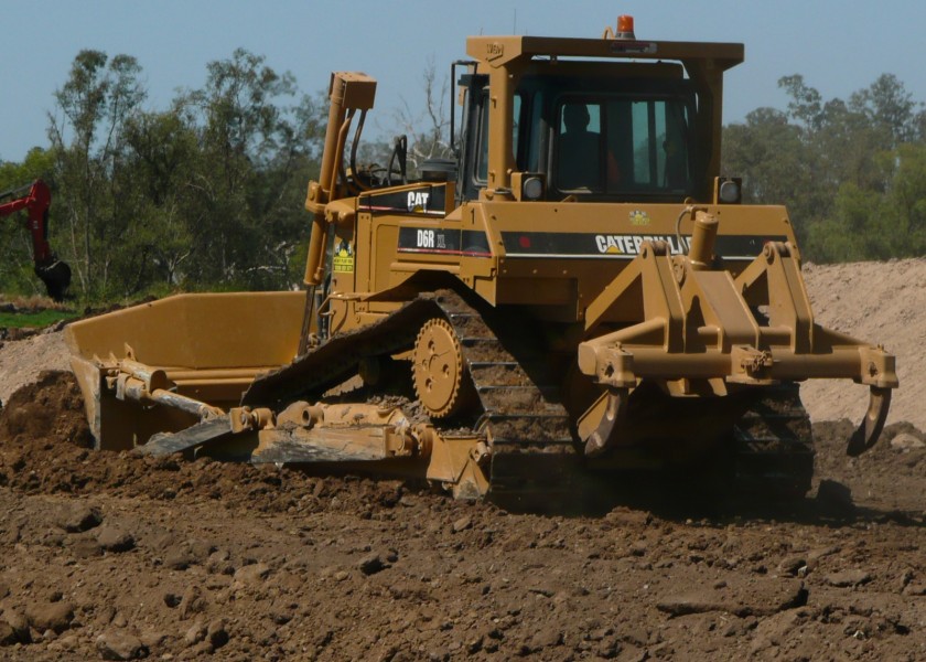 Komatsu D65EX & D85EX Dozers  1