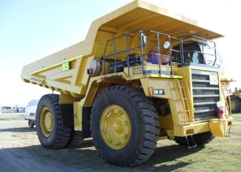 Komatsu HD785-5 Dump Truck 1