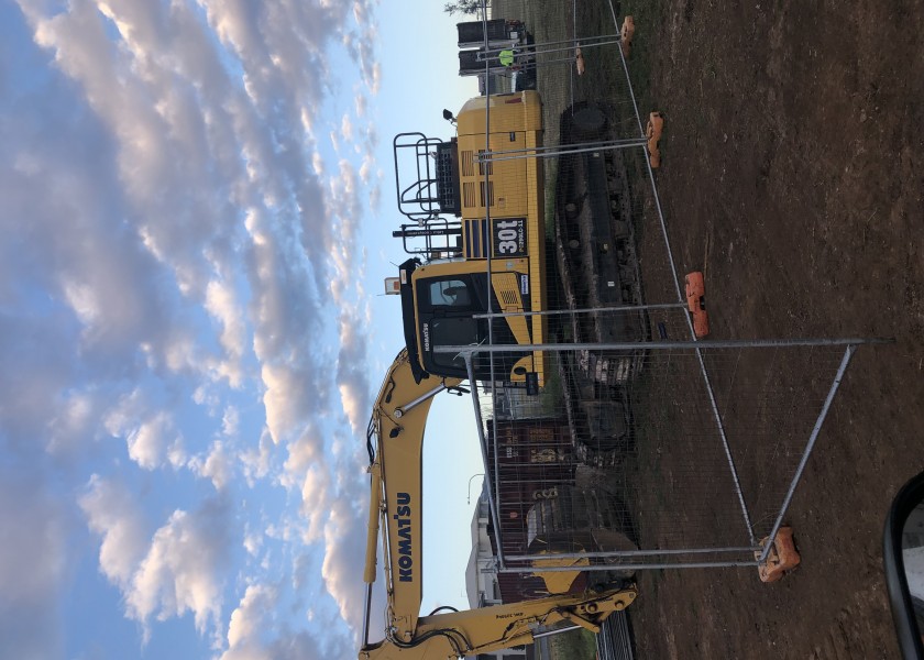 30T Komatsu PC 300 Excavator 1