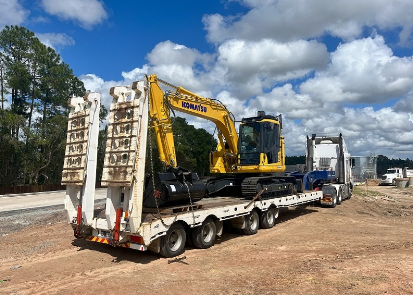 14T Komatsu PC138US-11 Excavator 1