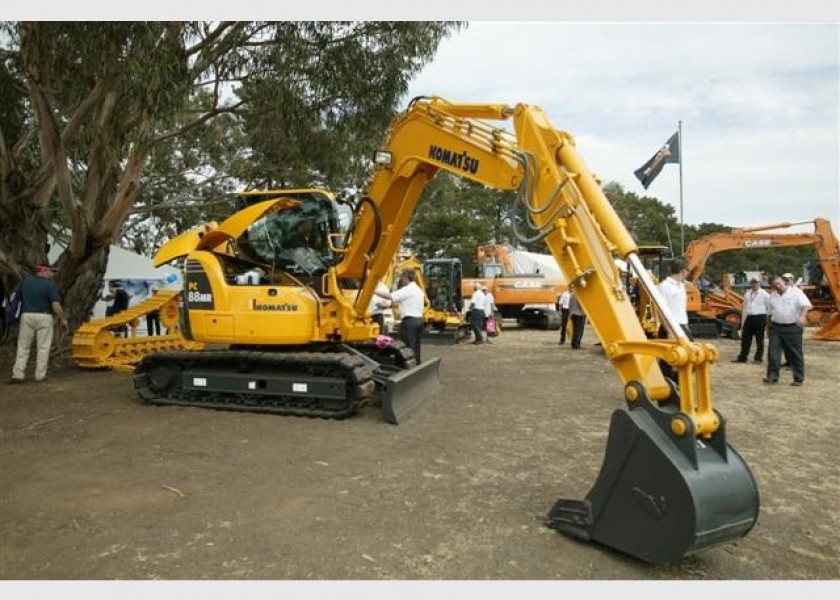 Komatsu PC88MR-8 Excavator 1