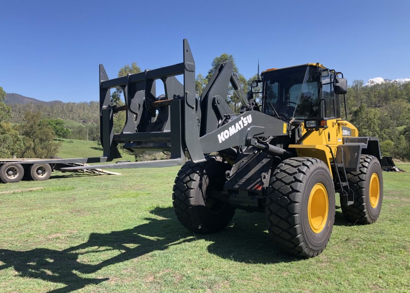 Brand NEW - Komatsu WA200PZ Wheel Loader 3