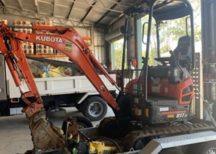Kubota 1.7 Tonne Excavator-duplicate 1