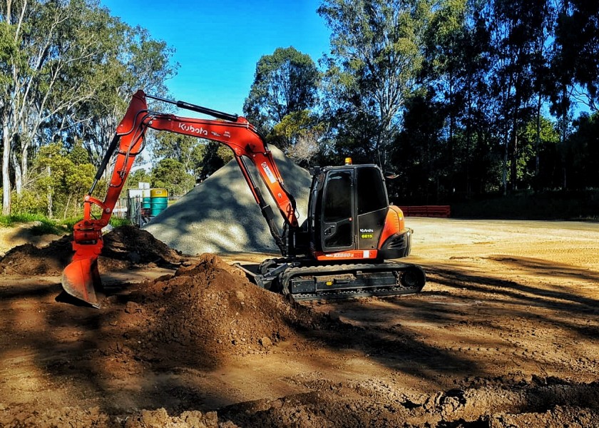 Kubota 8T Excavator 1