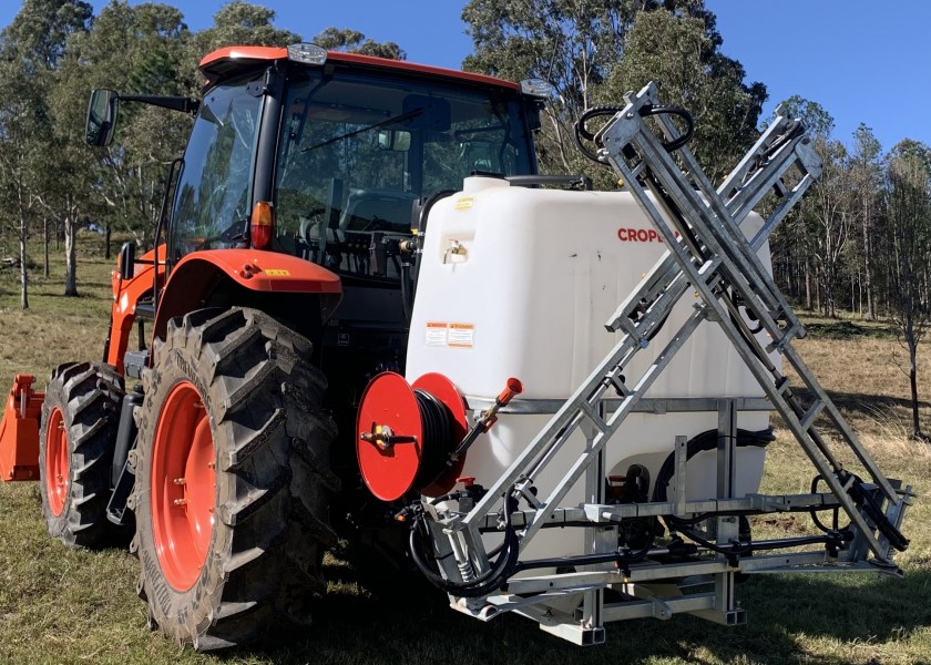 110HP Kubota Tractor w/FEL, Slasher & Boom Spray 2