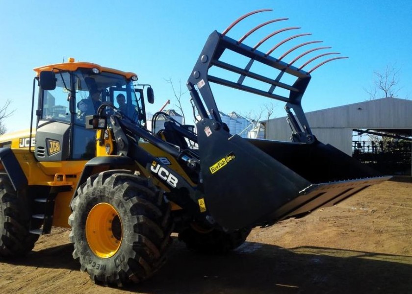 Loader Silage Bucket Grapple 1