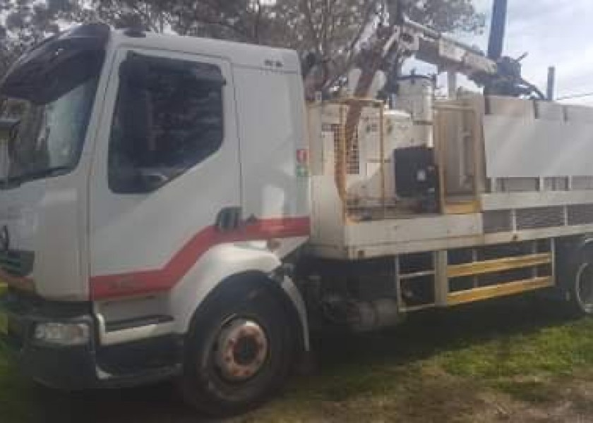 Mack Midlum Vacuum Truck 2