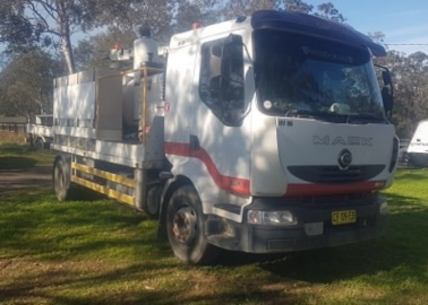Mack Midlum Vacuum Truck 6