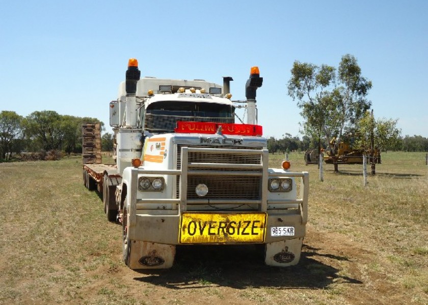 Mack Superliner Low Loader 2