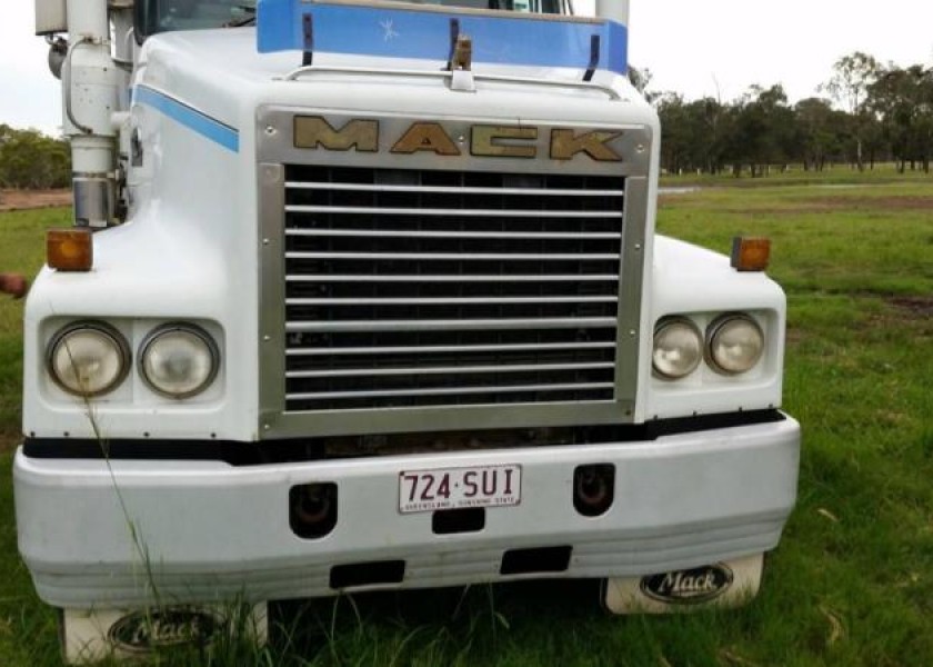 MACK TITAN CLS TIPPER 1999 1