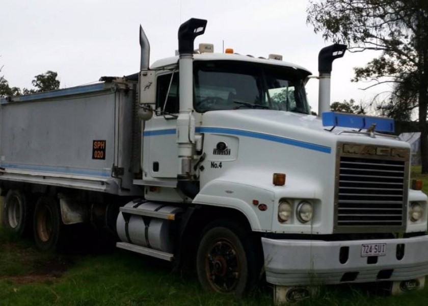 MACK TITAN CLS TIPPER 1999 3