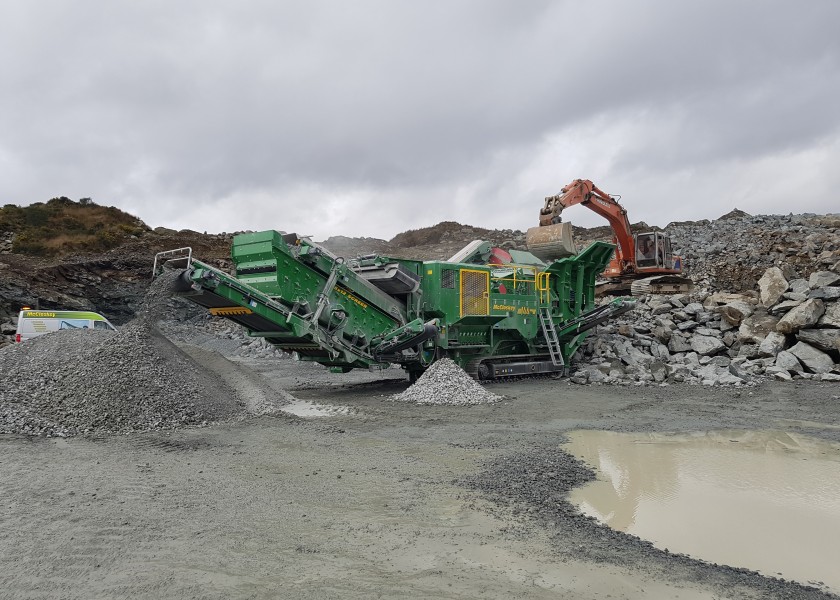 McCloskey Impact crusher 2