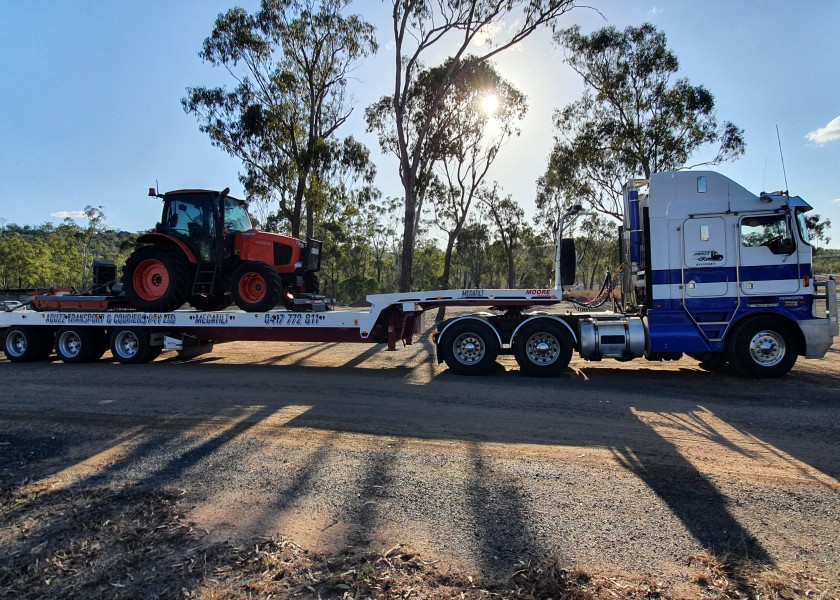 MEGATILT SEMI TRAILER 4