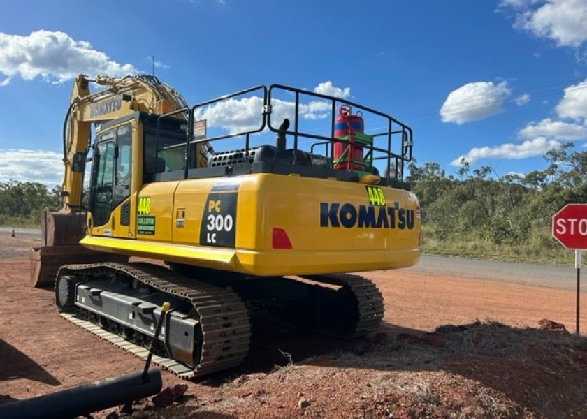 Mine Spec 30t Excavator 2