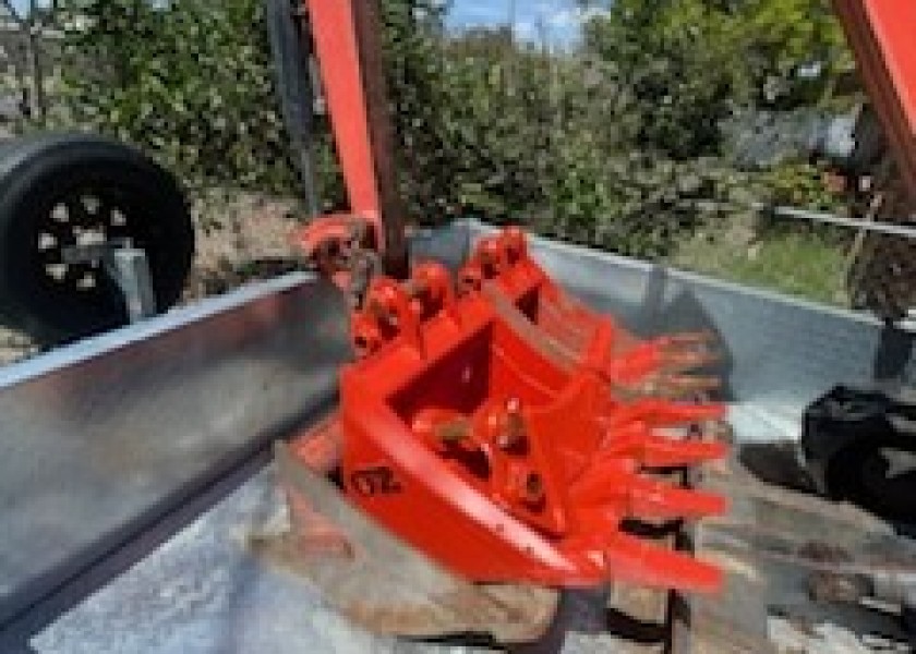 1.7t Kubota KX018 Excavator 1
