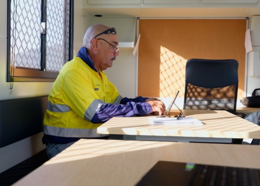 Mobile Site Office 8