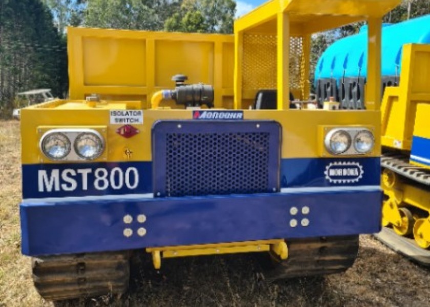 Morooka MST800 4