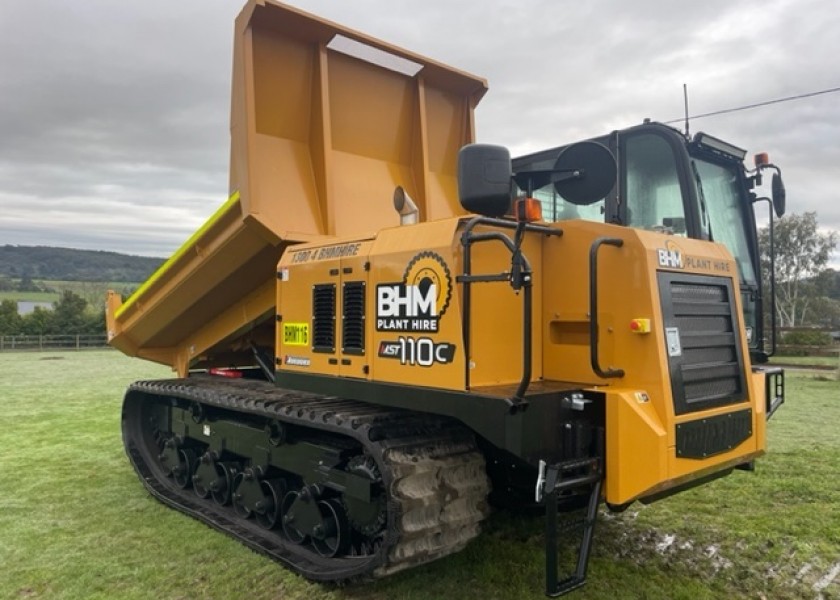 11T Morooka MST110C Tracked Dumper 1