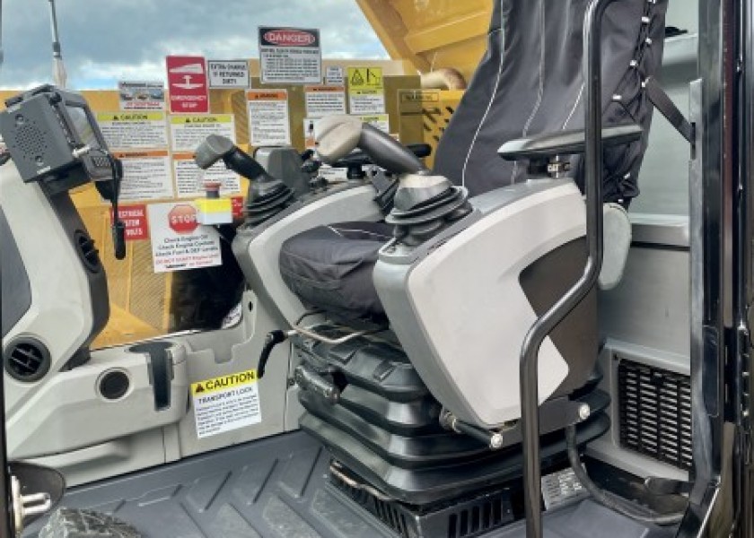 MOROOKA MST2200VDR 13