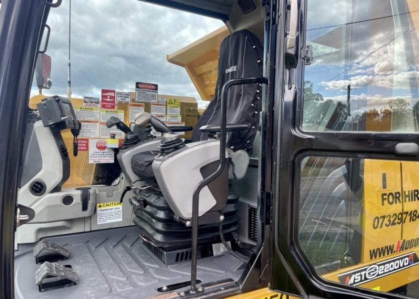 MOROOKA MST2200VDR 15