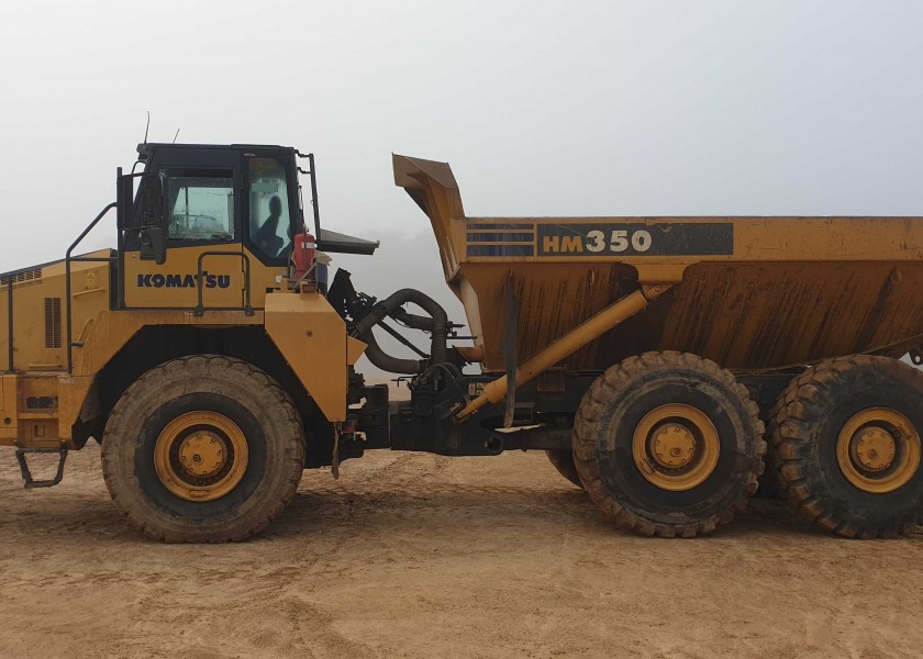 Komatsu HM350 Moxy 1