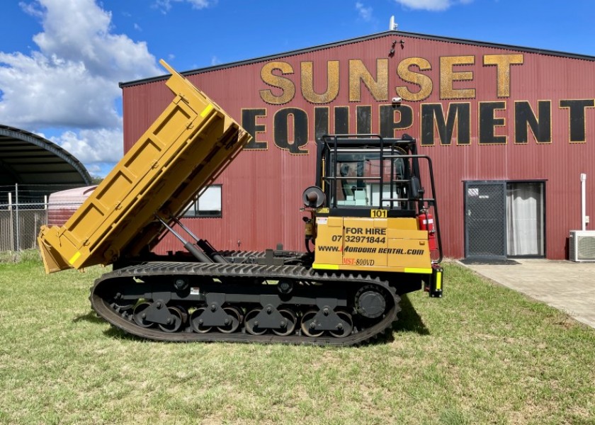 MST800VD Tracked Dumper 11