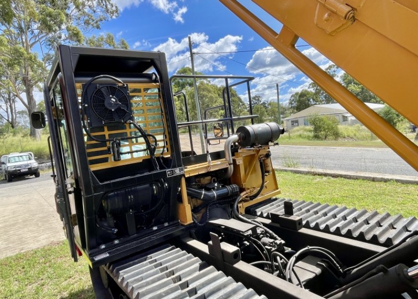 MST800VD Tracked Dumper 15