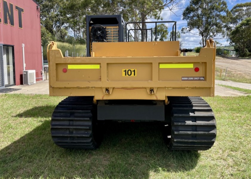 MST800VD Tracked Dumper 5