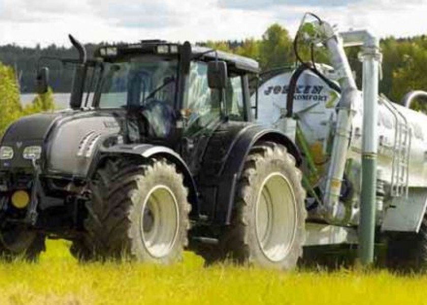 N122 & N142 Direct Valtra Tractor  2