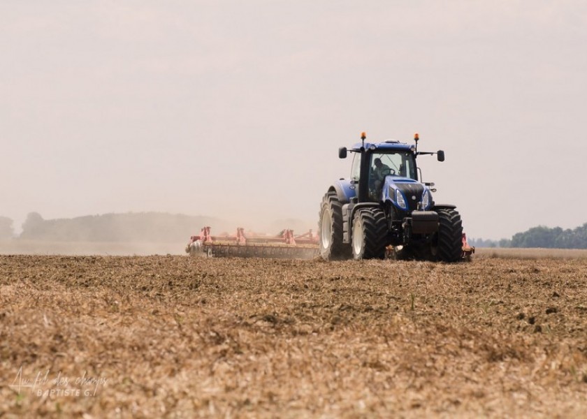 360HP New Holland T8.360 Tractor w/trimble auto steer 1