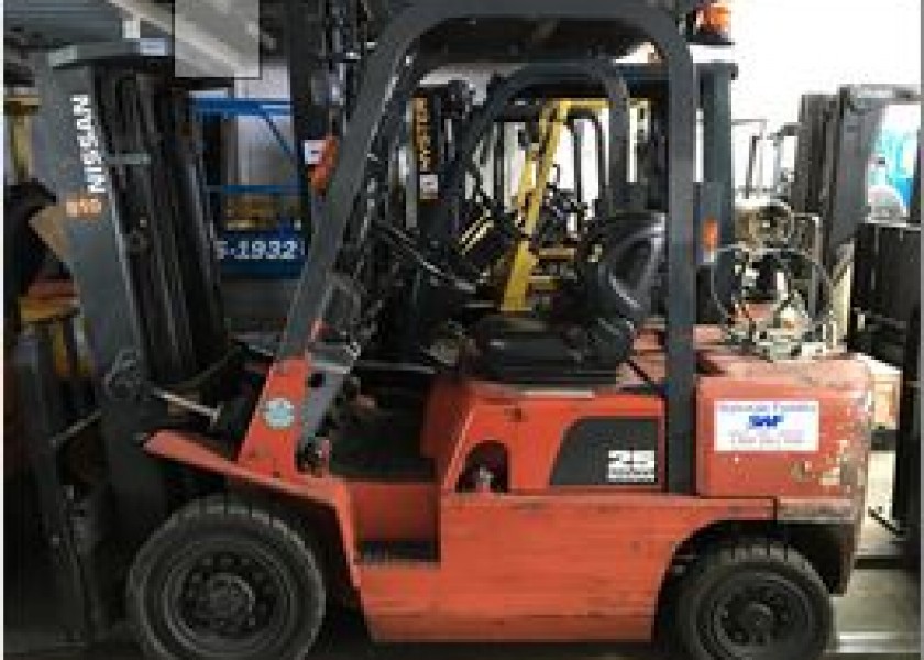 Nissan 2.5T LPG Forklift 1