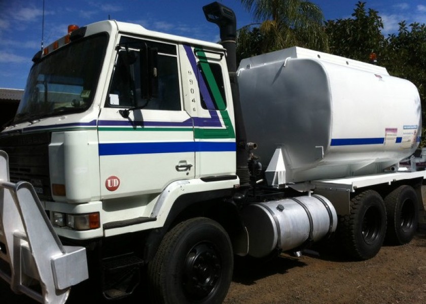 NISSAN UD 6X4 WATER CART. 12,000LT TANK READY TO GO! 1