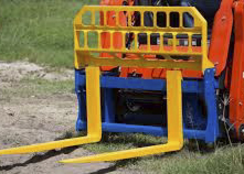 Pallet Forks - Skidsteers 5