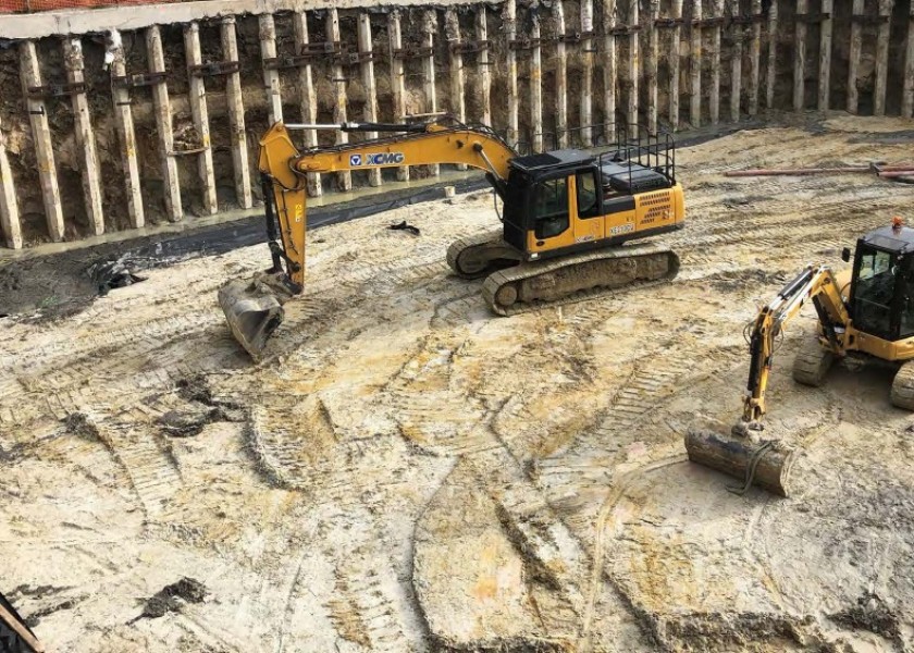 Piling and Drilling and cranes 2