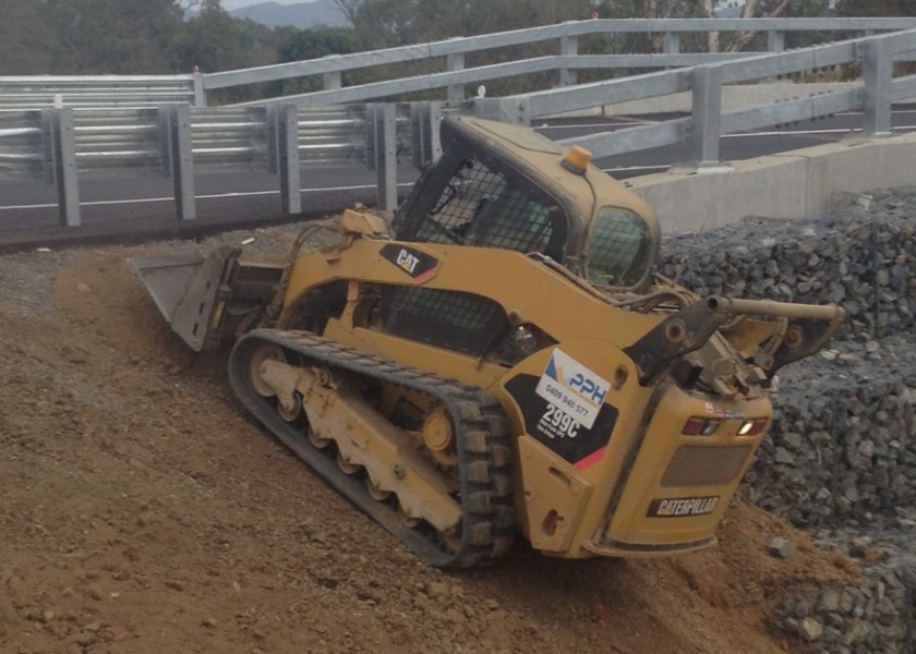 Posi Skid-Steer 299C 1