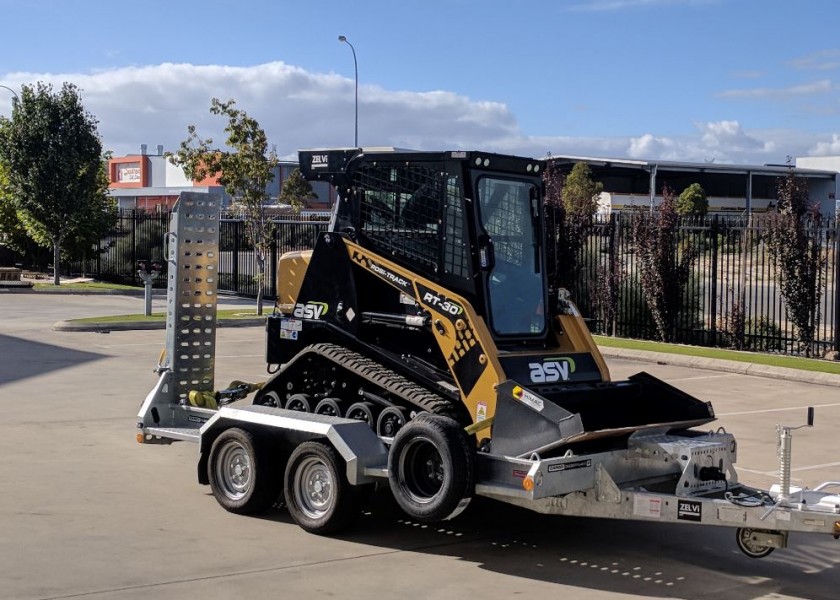 Posi Track RT30 Skidsteer 2