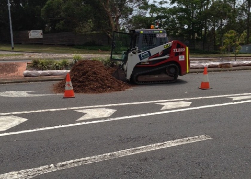 Posi track skid steer 4