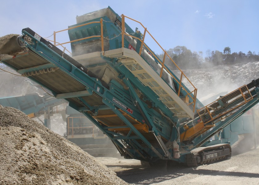 Powerscreen 1700 Cheiftan 2