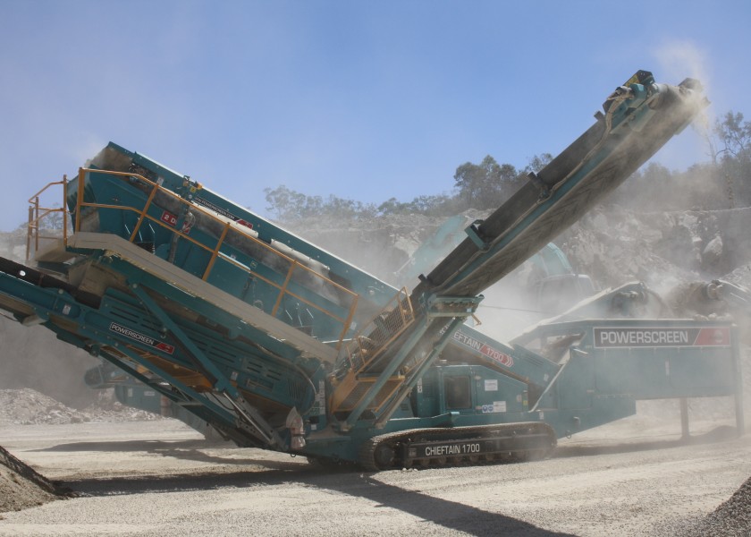 Powerscreen 1700 Cheiftan 3