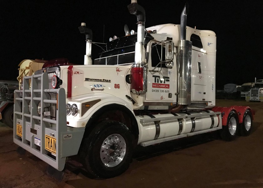 Prime Mover - 2009 Western Star 1