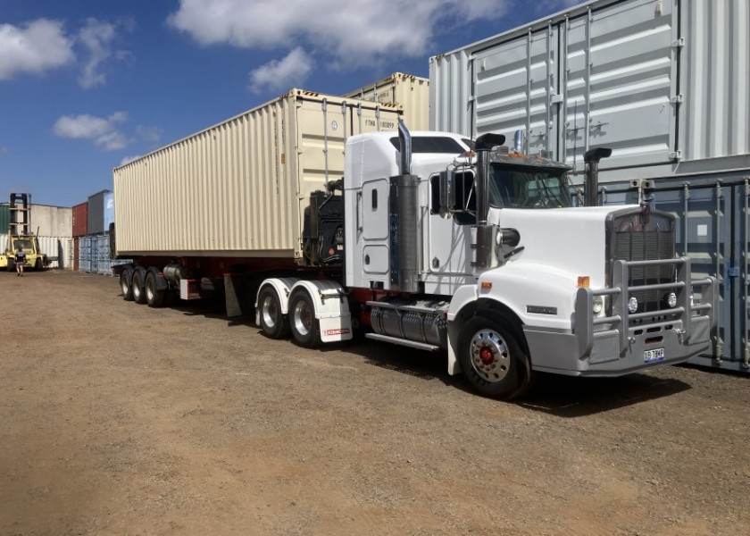 Flat Top & Drop Deck Road Trains 2