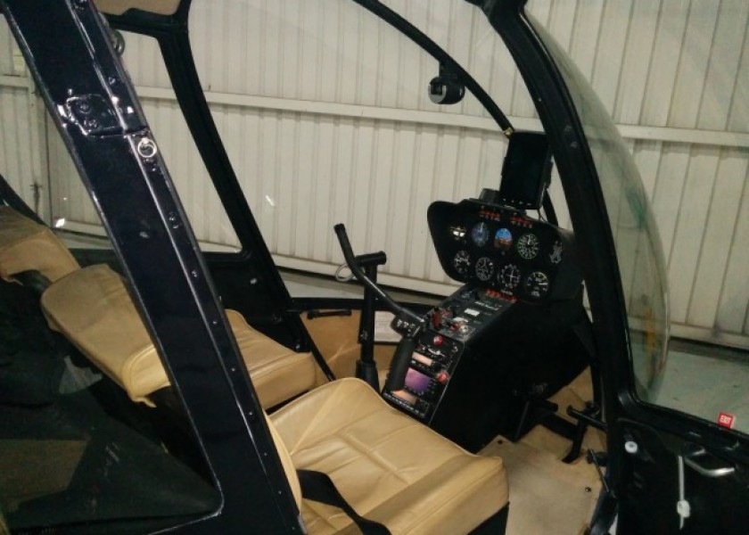 Robinson R44 Raven II Helicopter 2