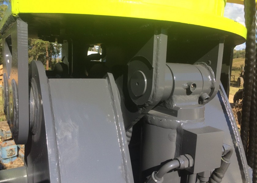 Rotating Grapple 5