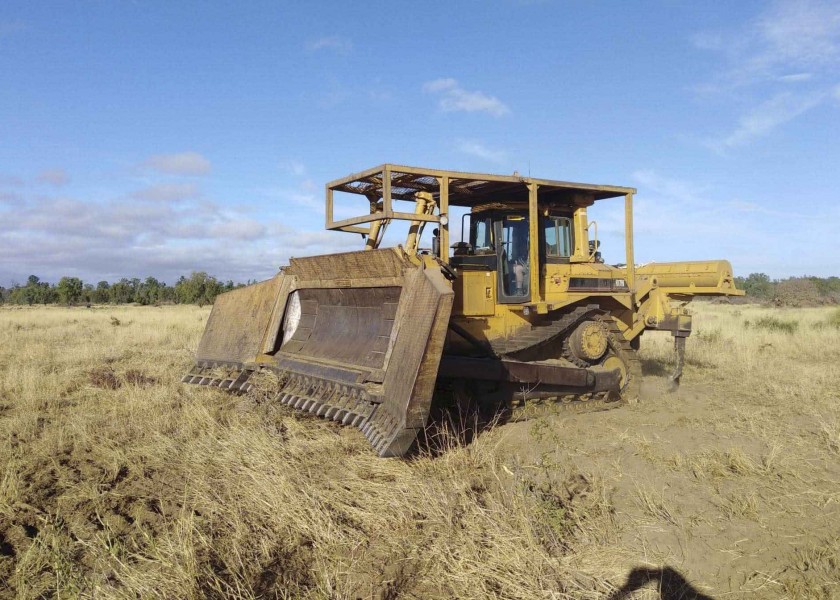 Rural Dozer hire - D7 1