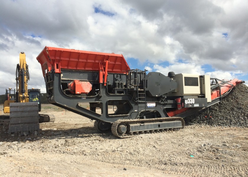 Sandvik QJ330 Jaw Crusher 1