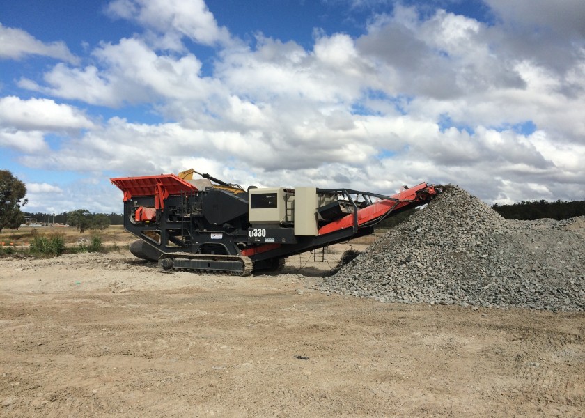 Sandvik QJ330 Jaw Crusher 3