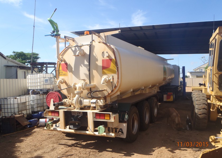 Semi Water Truck 1